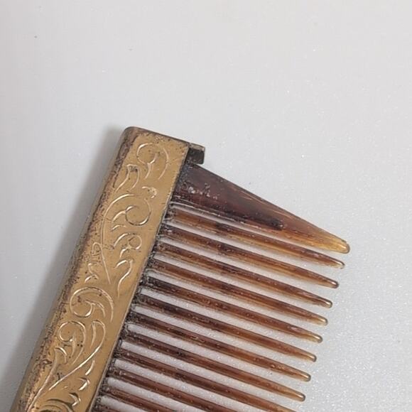 4" Vintage 1920s GOLD TONE Comb Pocket Case - Picture 3 of 4